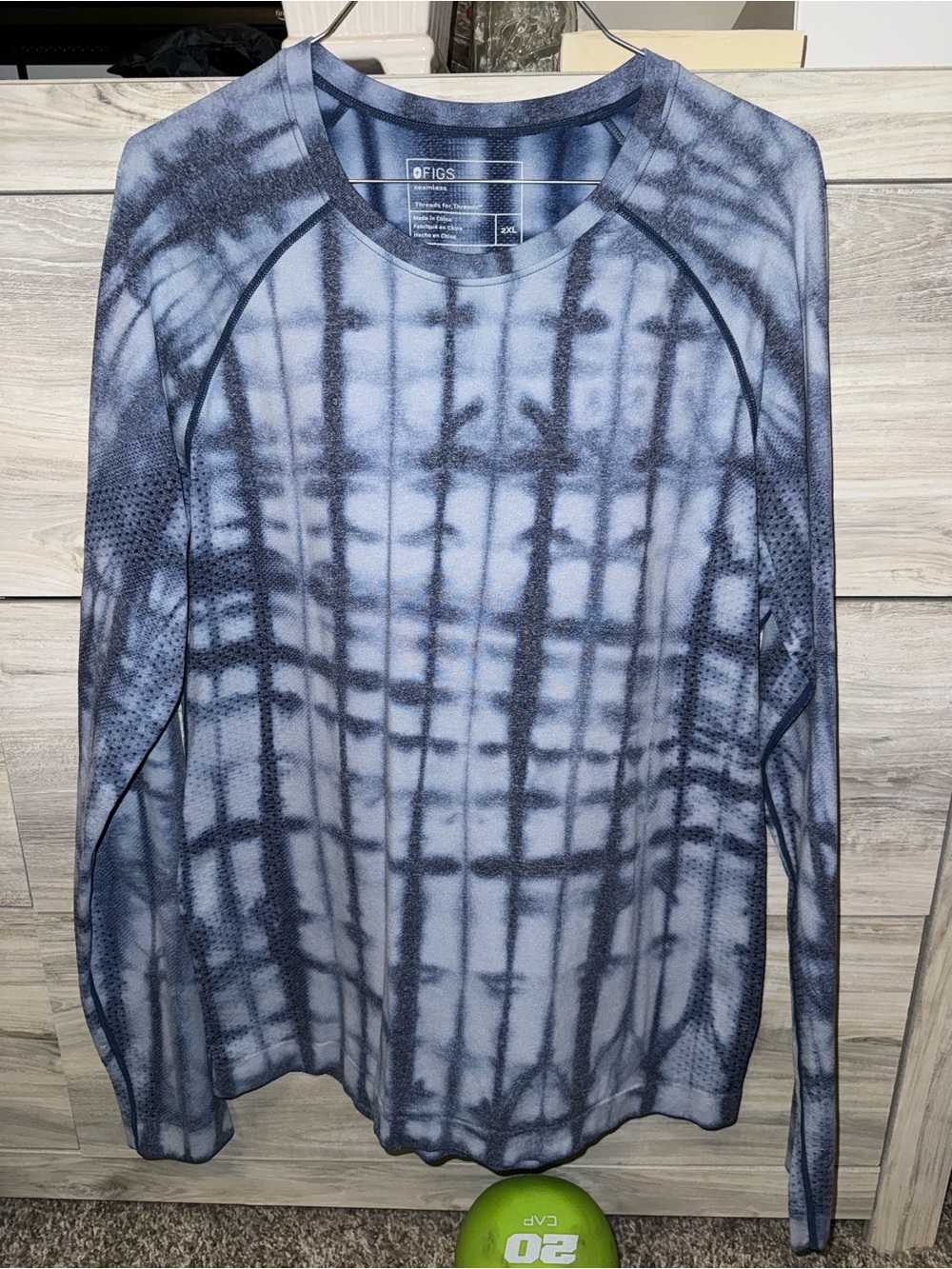 FIGS Blue Gray Tie-Dye Long Sleeve Top